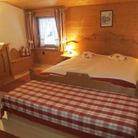 Woergoetter Astrid Und Sepp * Sankt Johann in Tirol