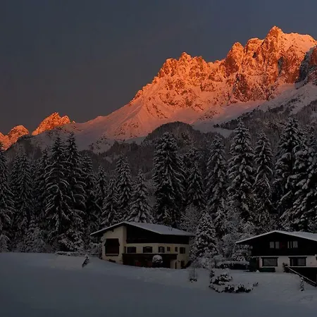 Wörgötter Astrid Und Sepp * St. Johann in Tirol